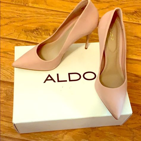 Blush Heels With Sculpted Heel, Classic Pink Almond Toe Heels, Blush Padded Heels, Blush Pointed Toe Heels, Retro Heels, Blush Pointed Toe Heels With 4-inch Heel, Aldo Heels, Pink Stilettos, Pump Heels