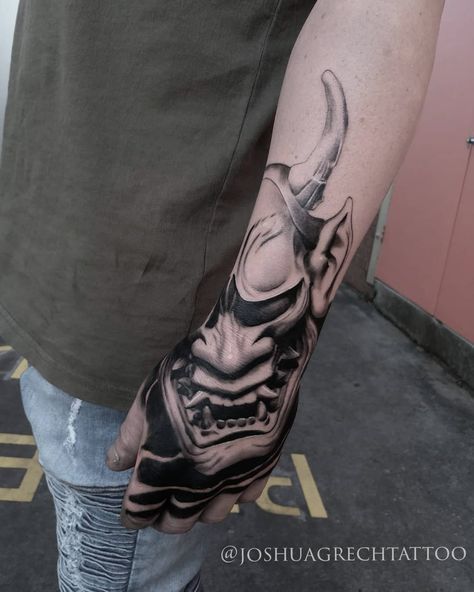 Hannya Mask Hand Tattoo, Hanya Mask Hand Tattoo, Hannya Hand Tattoo, Hand Mask Tattoo, Japanese Tattoo Hand, Oni Mask Hand Tattoo, Samurai Hand Tattoo, Mask Hand Tattoo, Japanese Hand Tattoo