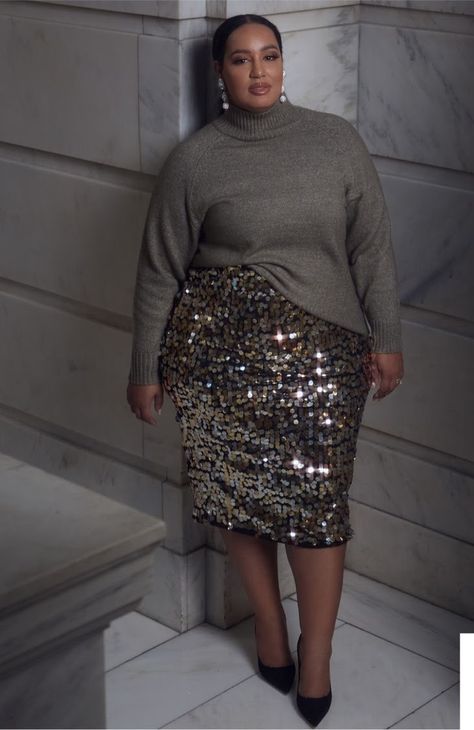 Plus Size Sequin Skirt, Sequin Skirt Outfit, Sequin Pencil Skirt, Plus Size Fall Outfit, Sequin Outfit, Big Girl Fashion, New Years Eve Outfits, Plus Size Fashion For Women, Plus Size Skirts