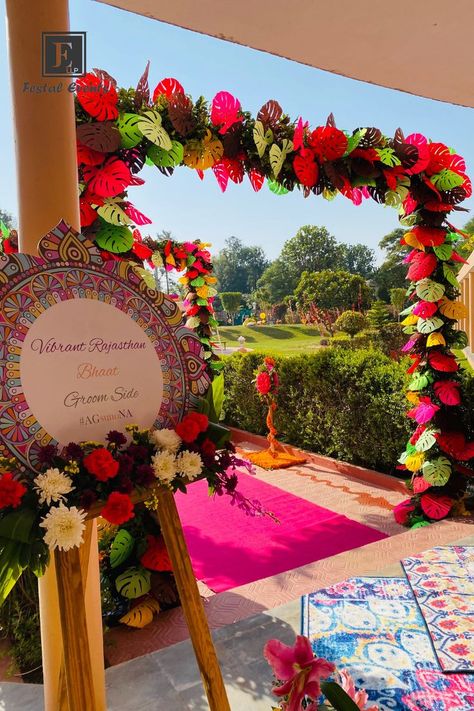 Tropical mehendi entrace for #AGsunoNA😍. Indian Weddings are not small affaris and certainly not simple. This beautiful tropical theme decor for mehendi celebration filled the entrance for our guest with glee. Tropical Theme Decor, Haldi Ceremony Decorations, Mehendi Simple, Tropical Theme Party, Mehendi Decor Ideas, Mehendi Decor, Gate Decoration, Wedding Entrance Decor, Baby Shower Deco