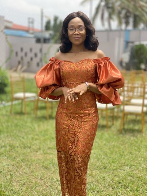 Lace Gown Styles Aso Ebi, Latest Lace Styles, Lace Long Gown, Gown Pictures, Lace Gown Styles, Lace Dress Styles, Off Shoulder Gown, Nigerian Lace, African Lace Dresses