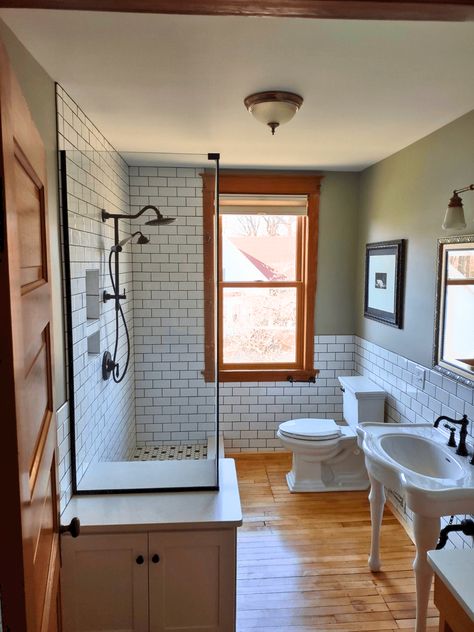 We found creative solutions to refresh one Ottawa family’s 1930s bathroom providing added storage and an improved layout to suit their lifestyle better. 1930s Bathroom Remodel, Bungalow Bathroom Remodel, Craftsman Bungalow Bathroom, 1930 Bathroom, Craftsman Style Bathrooms, 1930s Bathroom, Bungalow Bathroom, Craftsman Bungalows, Bathroom Inspo