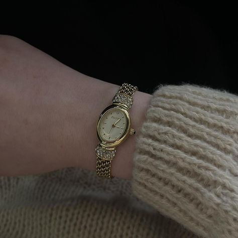 Vintage Elgin Watch BEAUTIFUL Elgin watch All stones... - Depop Elgin Watch, Rings Etsy, Sweet Accessories, Classy Jewelry, Beautiful Watches, Audrey Hepburn, Pretty Jewellery, Boho Rings, Modest Outfits