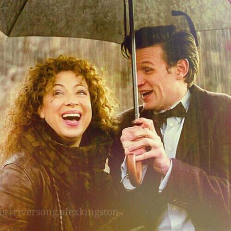 "Run. River run!" . #riversong #thedoctor #Yowzah #yowzahisperf #yowzahistheonlycanonship #thedoctorswife Doctor And River Song, Doctor And River, Alex Kingston, Jodie Whittaker, Tv Doctors, 11th Doctor, Eleventh Doctor, River Song, Wibbly Wobbly Timey Wimey Stuff