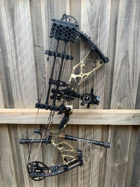 Hoyt Archery, Bow Hunting Gear, Hunting Bows, Compound Bows, Archery Set, Crossbow Hunting, Archery Bows, Bowhunting, Compound Bow