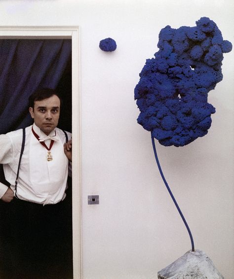 Yvesklein-yveskleinatblenheimpalace-itsnicethat-exhibition-1 International Klein Blue, Yves Klein Blue, Double Exposition, Blenheim Palace, Yves Klein, Blue Artwork, Conceptual Artist, Klein Blue, French Artists