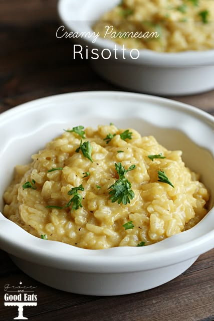 This Creamy Parmesan Risotto is perfect as a first course or side dish, or served with scallops or along side a pan-seared steak or fish. Paella Recept, Creamy Risotto, Parmesan Risotto, Rice Risotto, Risotto Recipe, Creamy Parmesan, Risotto Recipes, Pasta Rice, Rice Dishes