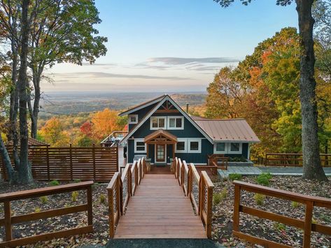 Modern Cabin with Sweeping Valley Views! - Cabins for Rent in Harpers Ferry, West Virginia, United States - Airbnb Cabins In West Virginia, Harpers Ferry West Virginia, Cabin Weekend, Contemporary Cabin, Mountain Mama, New River Gorge, Scenic Road Trip, Victorian Farmhouse, Harpers Ferry