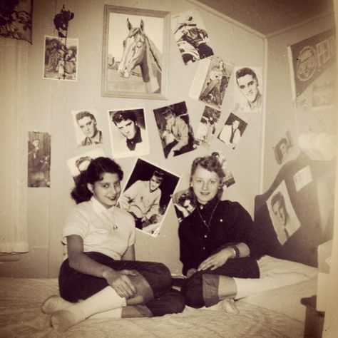 50s Room Aesthetic, Rock And Roll Aesthetic, 50s Aesthetic, Just Like Heaven, Vintage Lifestyle, Beach Boys, Vintage Americana, Vintage Pictures, Past Life