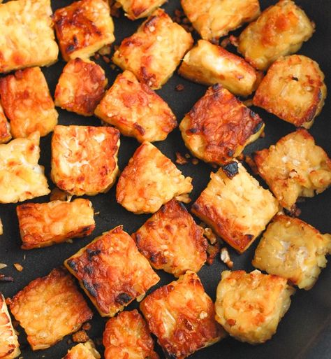 There are so many questions surrounding one of my favorite protein sources, tempeh. What is tempeh? How do you cook it? Is it similar to tofu? Where can I find it? What is the best marinade or sauce for it? This tempeh resource will guide you through all of those questions! #tempeh #food #recipe #protein #vegan #vegetarian What Is Tempeh, How To Cook Tempeh, Best Marinade, Tempeh Stir Fry, Erin Lives Whole, Baked Tempeh, Tempeh Bacon, Tempeh Recipes, Easy Bbq