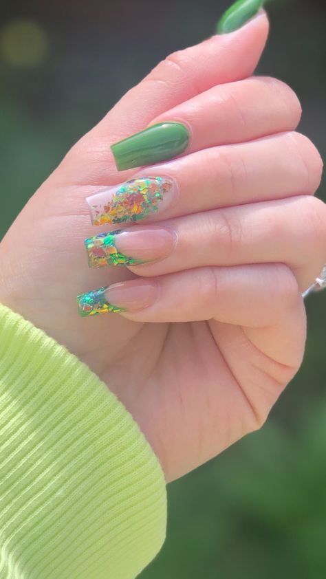 Green And Sparkle Nails, Green Sparkle Nails Acrylic, Green Nails With Sparkle, Sparkle Green Nails, Light Green Nails With Glitter, Green Glitter French Tip Nails, Sparkly Green Nail Designs, Chunky Sparkle Nails, Tinker Bell Nails Acrylic