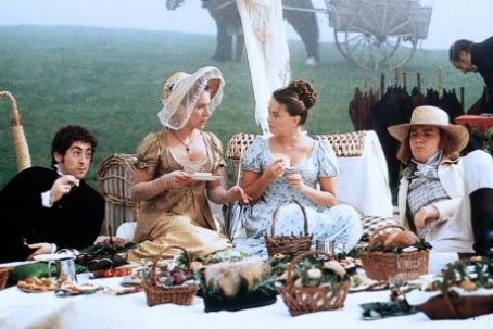 Emma, picnic scene Emma 1996, Table With Food, Mrs Bennet, Emma Movie, Jeremy Northam, Juliet Stevenson, Jane Austen Movies, Emma Woodhouse, Emma Jane Austen