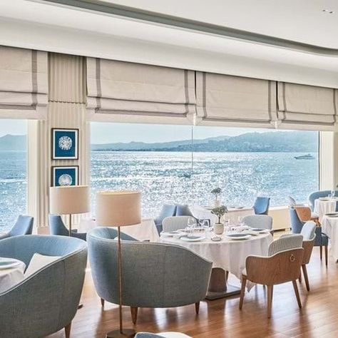 🇨🇵 Côte d'Azur Chilled: Lunching at Eden-Roc Restaurant is a Riviera Dream ⚜️ Sun-drenched days call for languid lunches and there's nowhere more divine than the iconic Eden-Roc Restaurant. Perched seaside at the legendary Hotel du Cap-Eden-Roc, the view is as cinematic as any scene from a Hitchcock film - sapphire waters lapping at the shore, yachts bobbing like champagne corks and a gentle breeze whispering secrets through the pines. 🌅⛵️🗝 Executive Chef Sébastien Broda's menu is a love le... Eden Roc, Hitchcock Film, Champagne Corks, The Pines, Executive Chef, Cote D’azur, House Inspo, The View, Glamping