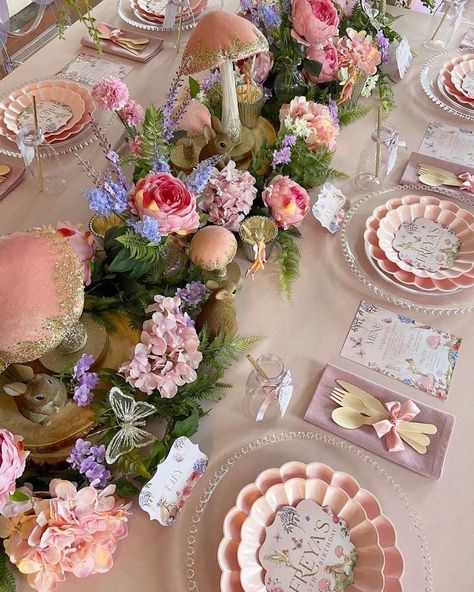 Fairy Birthday Party Table Decorations, Whimsical Garden Theme Party, Fairy Dinner Party Aesthetic, Fairy Decorations Party, Fairy Centerpieces Birthday, Adult Fairy Party, Fairy First Birthday Party Decoration, Fairy Garden Theme Party, Enchanted Fairy Birthday Party