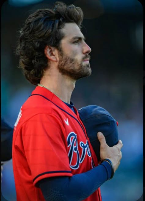 Baseball Haircuts, Young Men Haircuts, Dansby Swanson, Men Haircut Curly Hair, Mens Hairstyles Medium, Mullet Haircut, Mens Hairstyles Thick Hair, Wavy Hair Men, Medium Curly Hair Styles