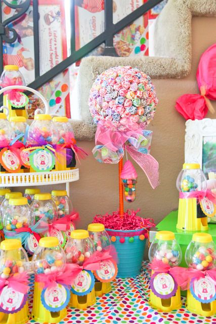 SWEET SHOP YUMMILAND CANDYLAND Birthday Party Ideas | Photo 130 of 332 | Catch My Party Candyland Birthday Party Ideas, Candyland Birthday Party, 4de Verjaardag, Party Concept, Candy Land Birthday Party, Candy Pants, Sweet Trees, Candy Birthday Party, Candyland Birthday