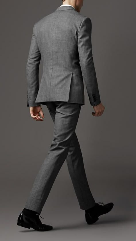 Burberry Slim Suit - Rear View Suit Vents Back, Suits Men Back View, Man In Suit Back View, Man In Suit Reference, Suit Back View, Walking Back View, Man Back View, Burberry Suit, Terno Slim