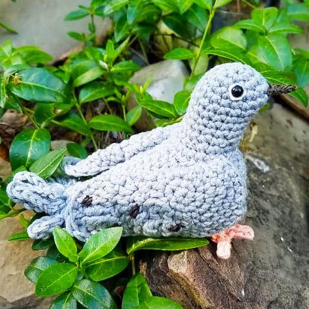 Amigurumi Grey Dove Crochet PDF Free Pattern Crochet Dove Pattern Free, Crochet Pigeon Pattern Free, Amigurumi Bird Free Pattern, Crochet Pigeon, Craft Monster, Crochet Bird Patterns, Monkey Pattern, Penguin Pattern, Bird Free