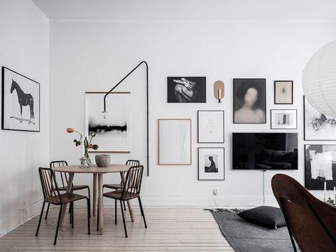 Tv Gallery Wall, Scandinavian Apartment, Tv Wand, Ikea Sofa, White Floors, Apartment Style, World Of Interiors, Gallery Walls, White Houses