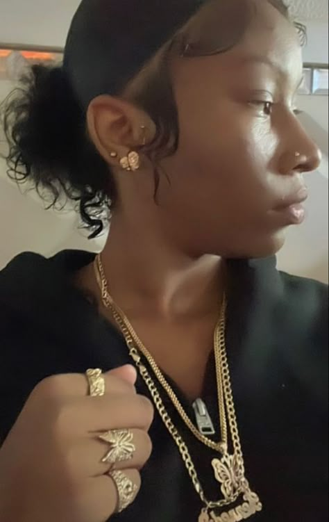 ˚୨୧⋆ @bella2angel La Gold Jewelry, La Jewelry Aesthetic, Gold Jewelry Black Women, Jewelry Black Women, La Aesthetic, Custom Gold Jewelry, La Jewelry, Xoxo Jewelry, Dope Jewelry Accessories