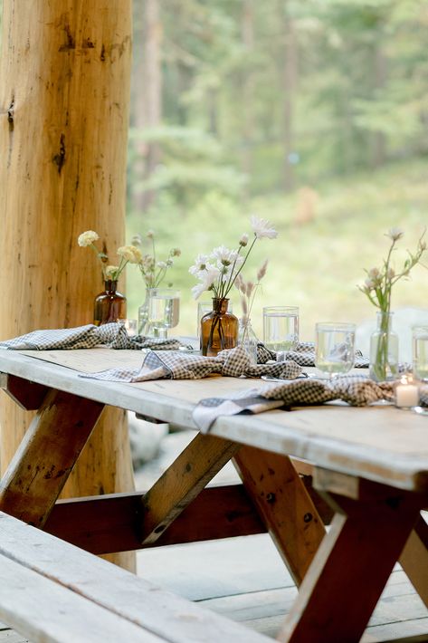 welcome dinner flowers. casual wedding bbq. lone mountain montana. montana bozeman. Montana Bozeman, Denim Disco, Wedding Table Scape, Welcome Dinner, Bbq Wedding, Montana Wedding, Table Scape, Western Wedding, Wedding Bar