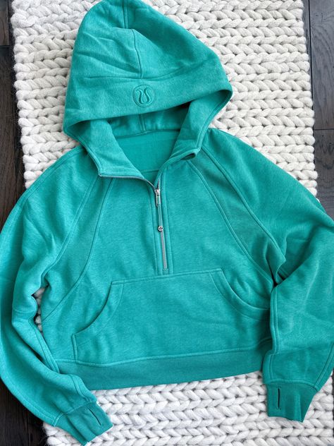 Scuba Hoodie Outfit Lululemon Haul, Cute Lululemon Outfits, Lululemon Collection, Lulu Outfits, Lululemon Outfits, Scuba Hoodie, Lululemon Scuba Hoodie, Half Zip Hoodie, Lululemon Scuba