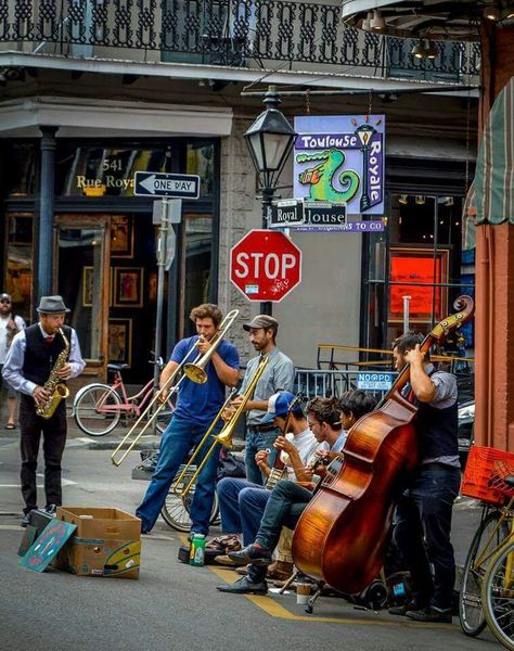 New Orleans street band New Orleans Musicians, New Orleans Photography, Nouvelle Orleans, Street Musicians, New Orleans Music, New Orleans Vacation, Street Music, Street Musician, New Orleans French Quarter