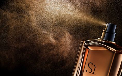 Fragrance Spray Still Life Photography, photographed by Still Life Photographer Daniel Lindh Stilllife Photography, Aesthetic Perfume, Ysl Libre, Fragrance Photography, Armani Si, Perfume Photography, Portrait Photography Men, Portrait Lighting, Fragrance Bottle