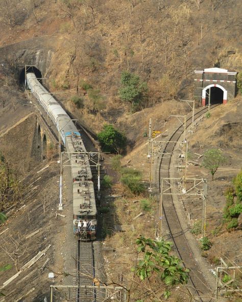 Kasara ghat Indian Railway Train, Geography Project, Mystery Train, Future Concept Cars, Railway Bridges, Indian Railways, Train Photography, Editing Background, Train Tracks