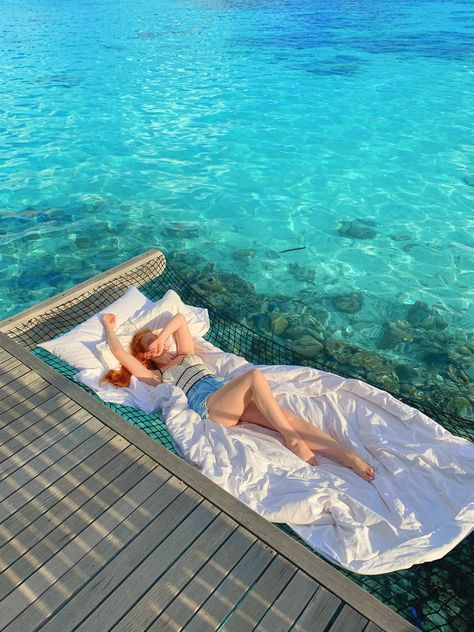 Lay in Over Water Hammock White Hammock, Overwater Villa, Water Bungalow, Water Hammock, Shangri La, Travel Aesthetic, Aesthetic Photo, Maldives, Hammock