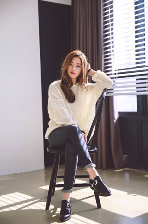 Korean Ulzzang Fashion - Official Korean Fashion Moda Ulzzang, Korean Fashion Office, K Fashion, Mode Casual, Korean Fashion Trends, Ulzzang Fashion, Korea Fashion, Inspired Outfits, Fashion Korean