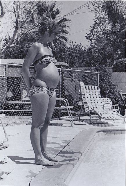 My mom pregnant with my brother ::vintage:: by elSagefamily, via Flickr #birth #pregnancy #pregnant #mother #baby #expecting #belly #vintage #60s Vintage Maternity Photos, Cute Pregnancy Pictures, Vintage Maternity, Maternity Inspiration, History Fashion, Summer Pregnancy, Future Mom, Retro Photo, Pregnancy Shoot