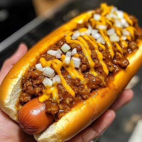 Oven Hot Dogs, Sausage And Potatoes Skillet, Spaghetti Meatball Recipes, Hotdog Chili Recipe, Hotdog Sandwich, Chili Cheese Dogs, Salmon Patties Recipe, Hoagie Rolls, Cheese Dog