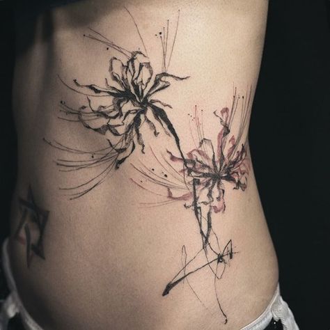 spider lily , , Thank you ! Spider Lily Tattoo, Geometric Flower Tattoo, Lily Tattoo Design, Lily Flower Tattoos, Flower Tattoo Meanings, Red Spider Lily, Spider Lily, Bone Tattoos, Muster Tattoos