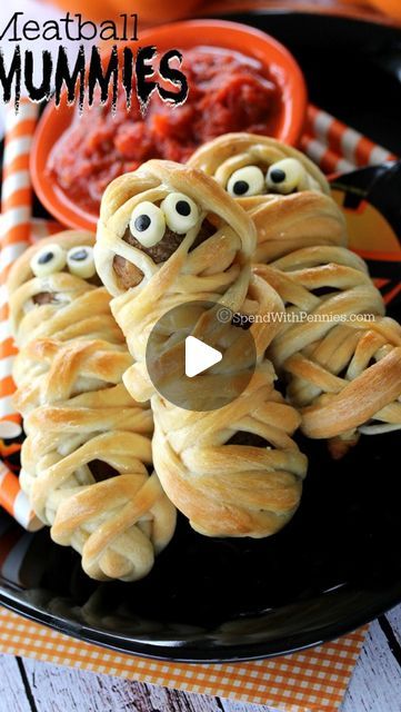 Holly Nilsson SpendWithPennies on Instagram: "Looking for an easy and fun Halloween dinner?! 🎃🍴 Kids (and adults) love these Meatball Mummies!   For the recipe sent straight to your DMs comment MUMMIES.   💀👻 Frozen or homemade meatballs wrapped in dough with cheese eyeballs - easy peasy. #HalloweenDinner  Find the full printable recipe by clicking my name here 👉 @spendpennies and click the link in my bio to find the recipe.  https://www.spendwithpennies.com/meatball-mummies/  #MeatballMummies #SavorTheSpooks #GhoulishGrub #CreepyCuisine #SpendWithPennies #TastyTombTreats #spendwithpenniesrecipe #halloween #halloweenfood #halloween🎃 #halloweeneveryday #halloweenspirit #food #dinner #playwithyourfood #fallvibes #mummy" Cheese Eyeballs, Meatball Mummy Crescent Bites, Mummy Meatballs Halloween Foods, Halloween Meatball Mummies, Halloween Mummy Stromboli, Mummy Meatballs, Meatball Mummies, Halloween Meatballs, Mummy Hotdogs