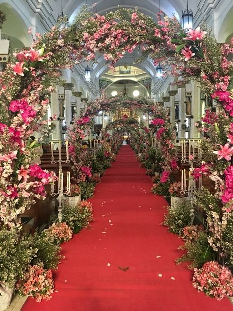 Church Wedding Decorations Aisle Entrance, Wedding Flower Arrangements Church, Church Wedding Decorations Aisle, Quinceanera Venue, Staircase Decoration, Wedding Ceremony Decorations Indoor, Greenhouse Venue, Royal Coronation, Church Aisle