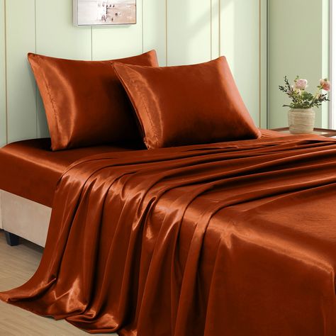 Satin Bed, Queen Size Bed Sets, Orange Bedding, Luxury Bed Sheets, King Size Bedding Sets, Gift Luxury, Satin Bedding, Facial Wrinkles, Satin Sheets