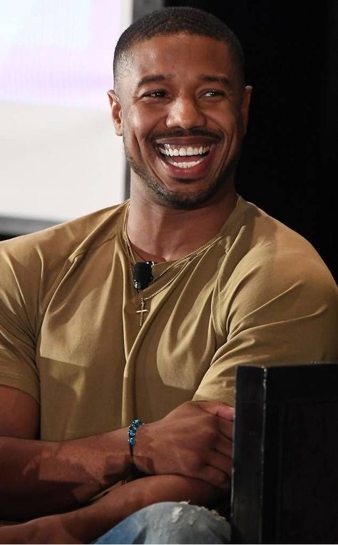 Fit Black Boys, Michael B Jordan Shirtless, Michael Bakari Jordan, Jordan Photos, Michael B Jordan, Newest Jordans, Jordan 3, Pretty Men, Michael Jordan