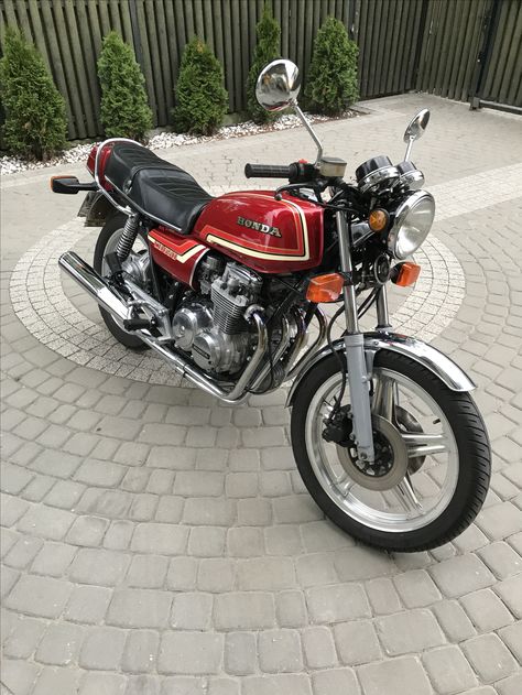 Motos Aesthetic, Sto Insta, 70s Biker, Honda Cb250, Honda Bike, Motorcycle Honda, Motos Vintage, Motos Honda, Honda Bikes