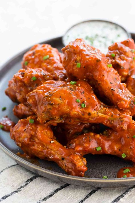 Homemade Buffalo Wings, Buffalo Wings Recipe Baked, Buffalo Wings Recipe, Baked Buffalo Wings, Wings Recipe Buffalo, Crispy Baked Chicken, Wings Recipe, Baked Chicken Wings, Buffalo Wings