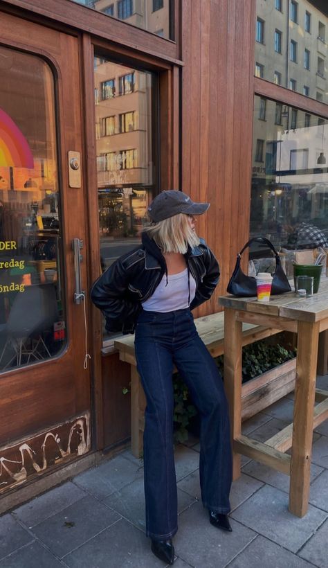 Outfit Inspo Winter, Angelica Blick, Bell Bottoms, Bell Bottom Jeans, Cool Outfits, Outfit Inspo, Clothes