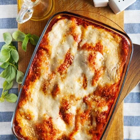 cheese-lasagna-weight-watchers Easy Cheese Lasagna Recipe, Roasted Vegetable Lasagne, Weight Watchers Pasta Recipes, Weight Watchers Lasagna, Cheese Lasagna Recipe, Weight Watchers Pasta, Vegetable Lasagne, Resep Pasta, Lasagne Recipes