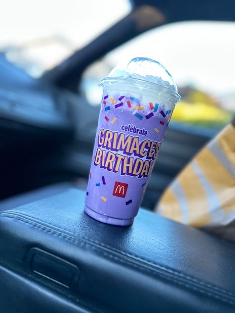 #mcdonalds #purple #grimace #grimaceshake #milkshake #shake #fastfood #dessert #sweet #sweettooth Mcdonalds Milkshake, Twitter Interaction, Grimace Shake, I Forgot, Post It, Coin, Purple