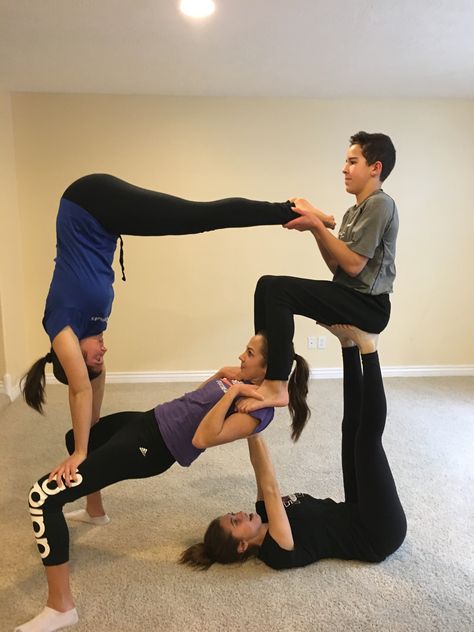 Tacky chair, lean back into hands, top places hands and kicks up Group Yoga Poses, Acro Yoga Poses, Yoga Challenge Poses, Partner Yoga Poses, Yoga Girls, Group Yoga, Couples Yoga, Gymnastics Poses, Yoga Video