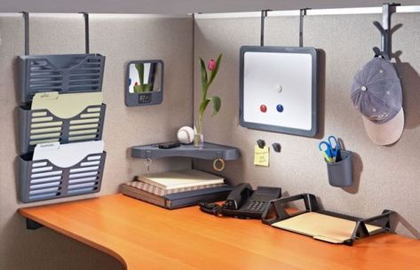 I noticed this one uses a lot of over the wall hangers. May need get or make something like this Diy Cubicle Decor, Carnival Book, Diy Cubicle, Work Cubicle Decor, Cozy Cubicle, Cubicle Organization, Office Desk Organization, Cubicle Accessories, Cubicle Design