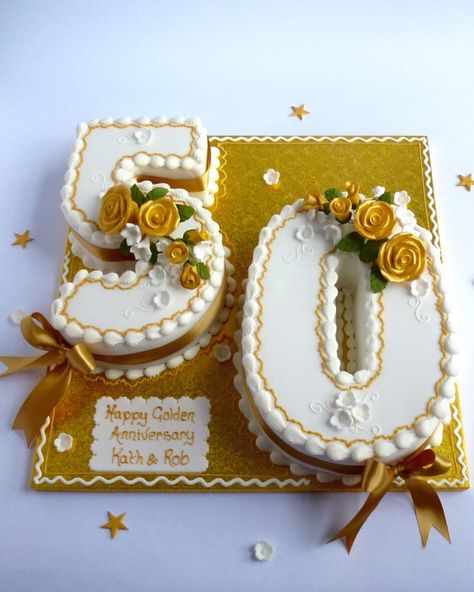 Anniversary Cake Ideas For Parents, Golden Anniversary Cake, Golden Wedding Anniversary Cake, Marriage Anniversary Cake, Golden Birthday Cakes, 50th Year Wedding Anniversary, 50th Wedding Anniversary Decorations, 50th Wedding Anniversary Cakes, Number Birthday Cakes