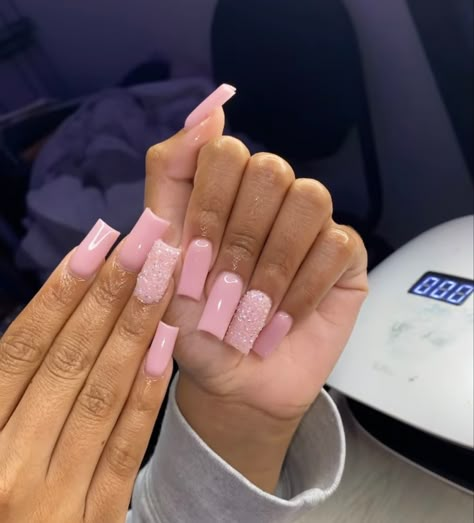 Cute Nail Designs Light Pink, Soft Pink Acrylic Nails With Design, Pink Nails Birthday Short, Light Pink Short Nails Acrylic, Light Pink Birthday Nails Acrylic, Medium Short Nail Designs, Cute Nails Acrylic Short Pink, Medium Acrylic Nails Pink, Nail Designs Light Pink