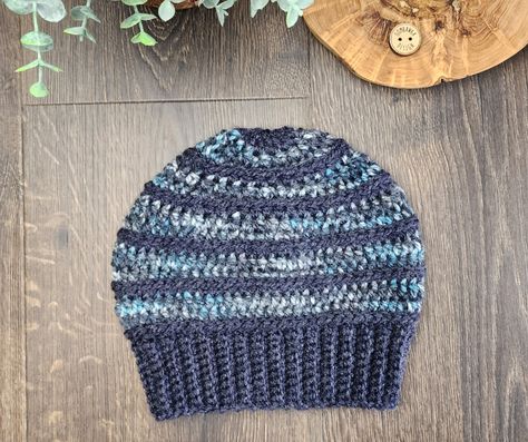 Bottom Up Crochet Hat, Double Crochet Beanie Pattern, Wool Hat Pattern, Crochet Hats Free Pattern Ladies, Slouch Hat Pattern, Stitch Ears, Crochet Pattern Instructions, Crochet Bottoms, Local Yarn Shop