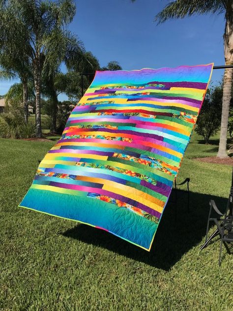 Modern Jelly Roll Race Quilt Tutorial - Carole Lyles Shaw Jelly Roll Quilting, Missouri Quilt Company, Tropical Quilts, Jelly Roll Race Quilt, Jelly Roll Projects, Jelly Roll Race, Missouri Quilt, Jelly Roll Patterns, Colorful Quilt