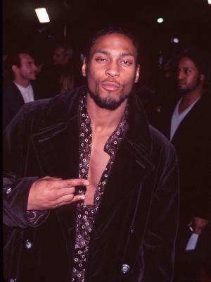 D Angelo Singer, D Angelo, Old School Music, The Addams Family, Vintage Black Glamour, Hip Hop And R&b, Black Hollywood, Neo Soul, Estilo Hip Hop